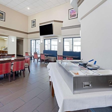 Comfort Inn & Suites Wichita Luaran gambar