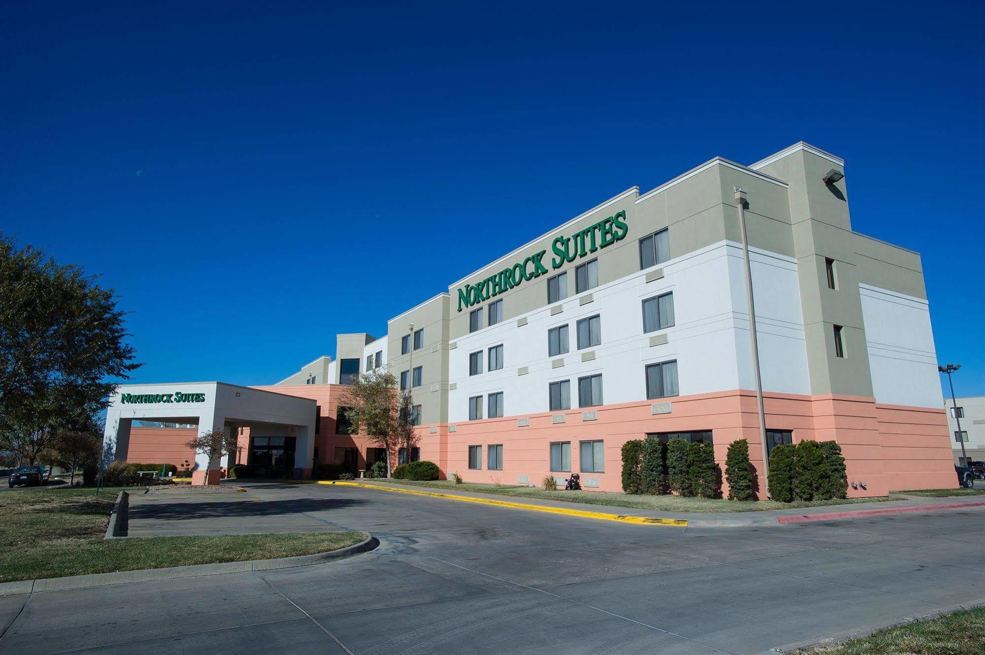Comfort Inn & Suites Wichita Luaran gambar